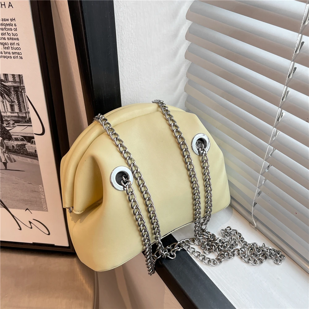

Trendy Clip Opening Shell Chain Small Shoulder Crossbody Bags For Women Summer 2022 Fashion Phone Pouch Designer Ladies Handbags