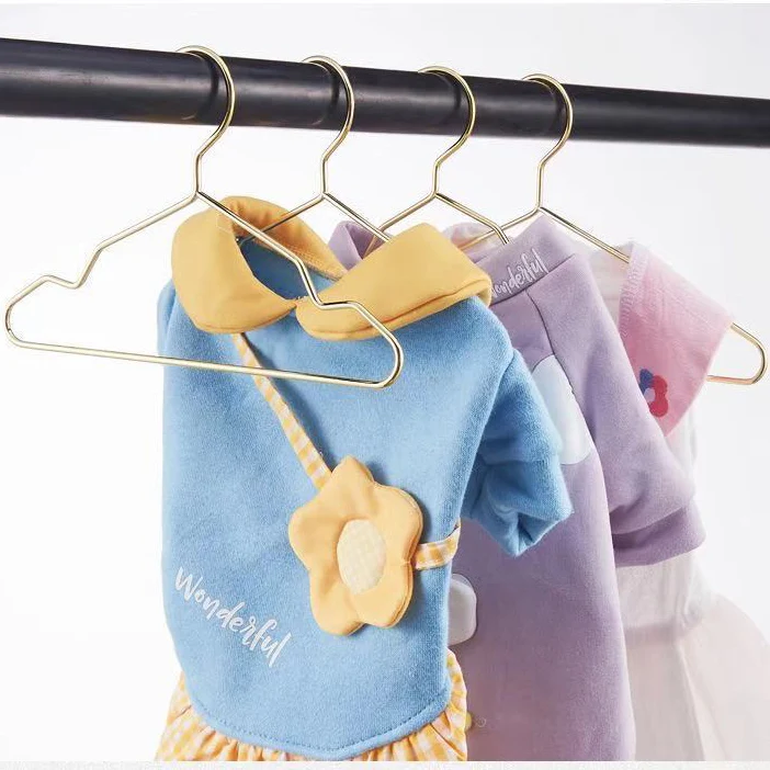 

10pcs Pet Clothes Hanger Wooden Clothes Apparel Hangers for Dog Cat Mini Clothes Hanger for Doll Pet Puppy Clothes Rack Hangers