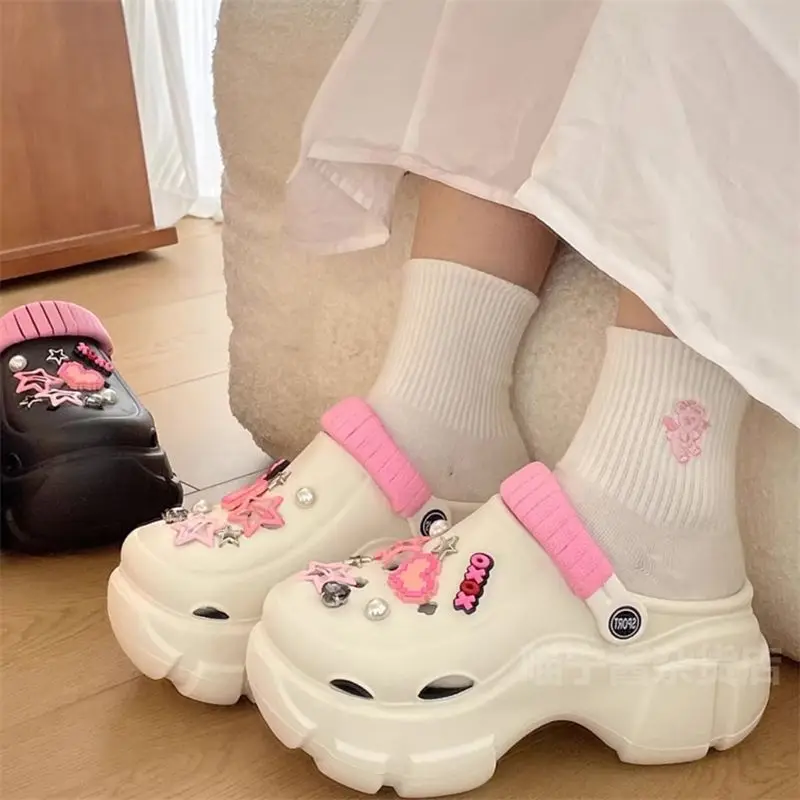 2023 Fashion Outdoor Blast Street Soft Womens Sandals Can Be Worn Outside Slippers Design Sense of Women Shoes Free Shipping