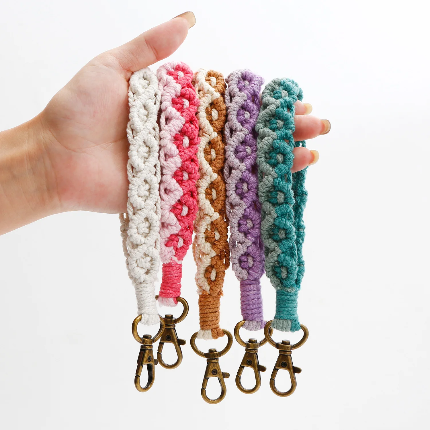 

Fashion Play Bracelet Keychain Sports Handwoven Wrist Strap Keychain Bag Fashion Small Pendant
