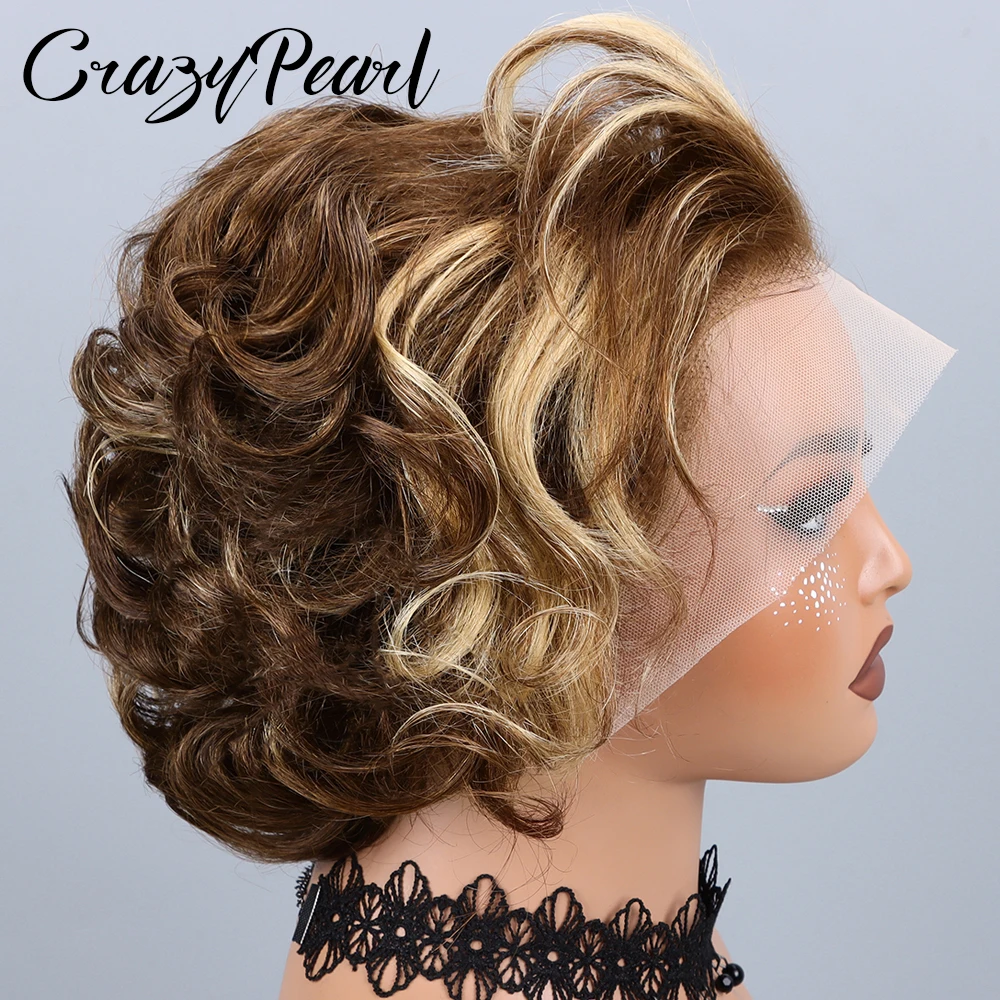 Фото Парик P4/27 Highlight Pixie Cut из натуральных волос, короткий, кудрявый, коричнево-русый градиент, с кружевной передней частью, предварительно выщипанный, с осветленными узлами, естественный вид №2