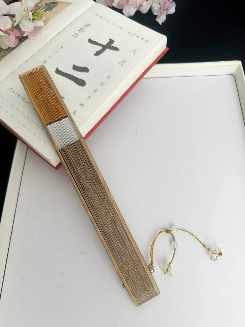 Женский складной веер новый летний подходящий в стиле Ципао для танцевальной