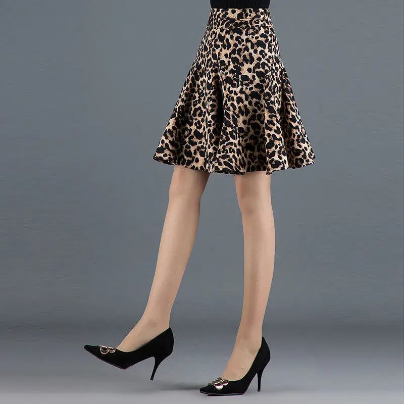 

Women 2022 Spring Summer Fashion High Waist Pleated Skirts Female Leopard Print Mini Skirts Ladies Loose Skirts O33
