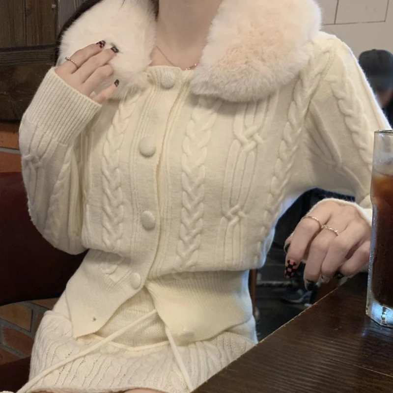 

Sweet Girl Y2k Simple Slim Short Twist Sweater Coat Ribbed Knitted Fur Trim Long Sleeve Autumn Winter Jumpers Button Cardigans