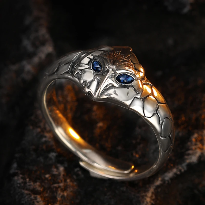 

Fashion Blue Zircon Eyes Eagle Rings For Men and Women Retro Thai Silver Index Finger Ring Punk Jewelry Accessories Holiday Gift