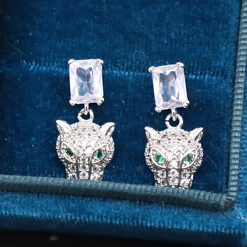 

Bilincolor Micro Set Zircon Leopard Earrings for Women