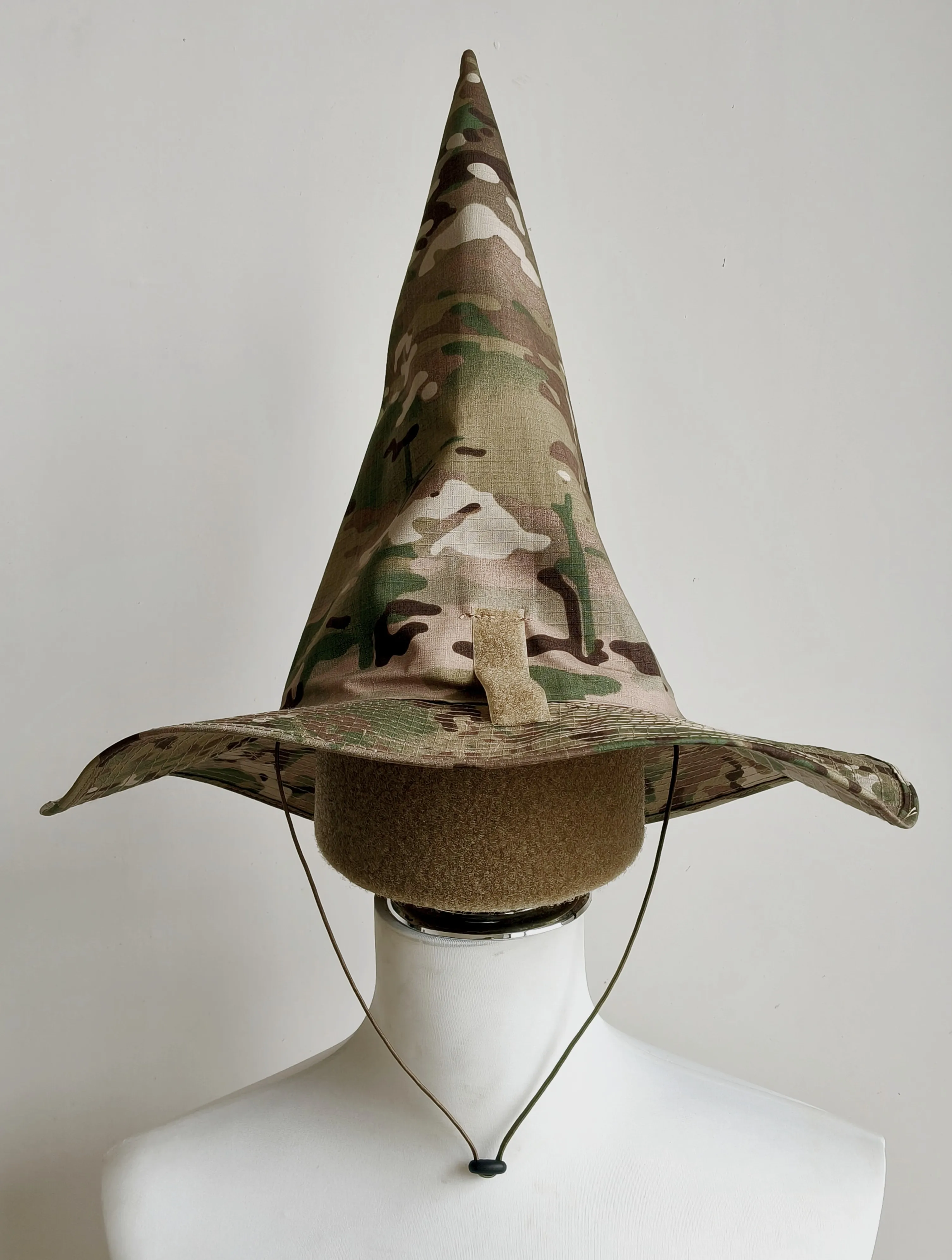 

Камуфляжная тактическая шляпа