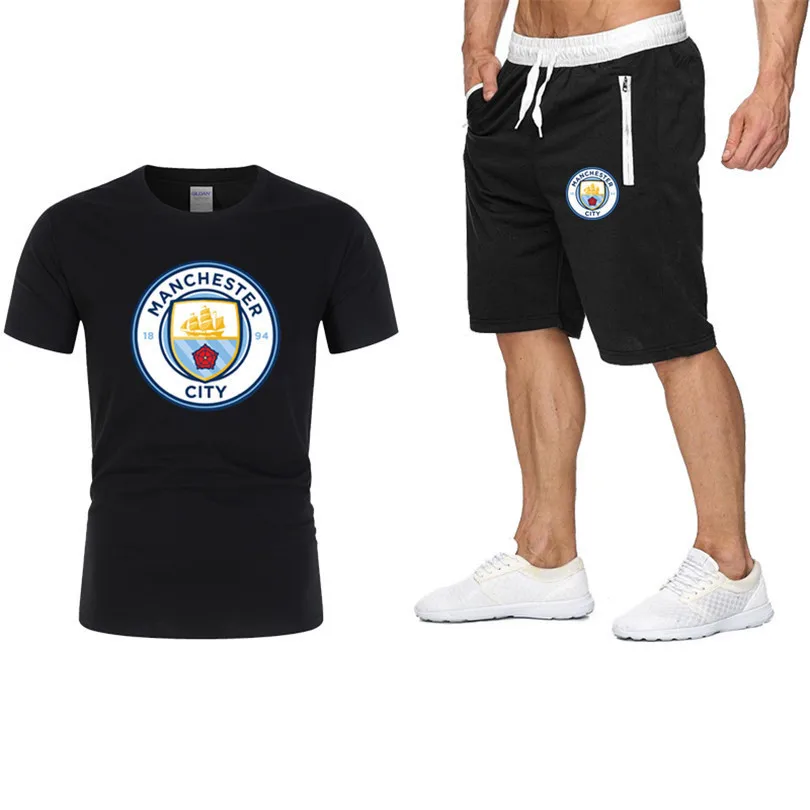 

Sell men's and women's fashion round collar T-shirt + shorts two-piece outfit loose and comfortable movement