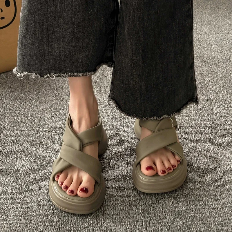 

Сандалии женские с открытым носком, Элегантные Простые пляжные босоножки, однотонная повседневная обувь на толстой подошве, лето 2023