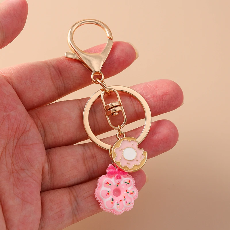 Милый брелок с фруктами клубникой лимоном эмалью едой пончиком жареным яйцом