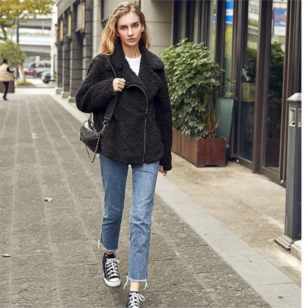 Winter Warm Women Real Fur Coat Soft Simple Fashion Designer Real Fur Lined Coat Casual Teddy Pure Color With Pockets Jacket