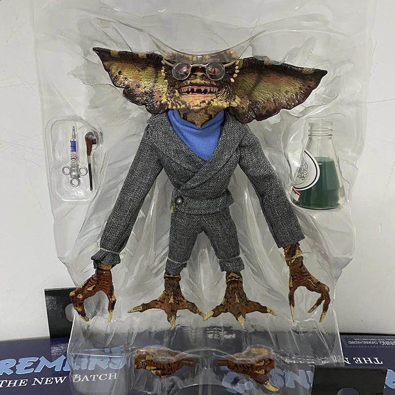 Фигурка Женская NECA Elf Gremlins 2 подарок на Рождество с маленькими монстрами Greta -