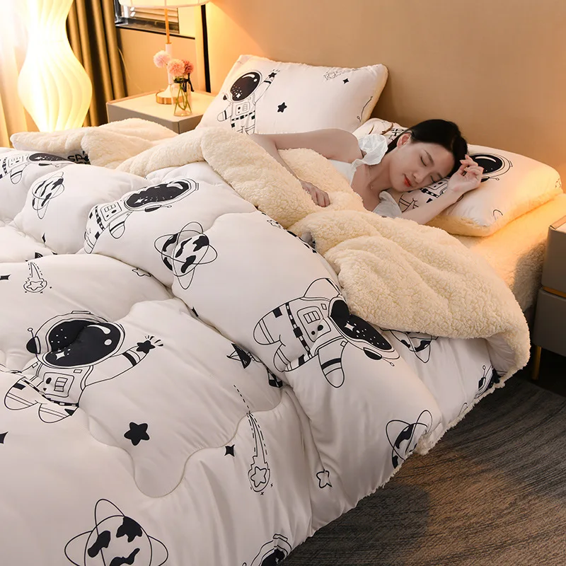 

King Queen Full Size Thicken Comforters Winter Quilt With Double Side Polyester Fleece Shell Duvet Warm Comforter for Double Bed