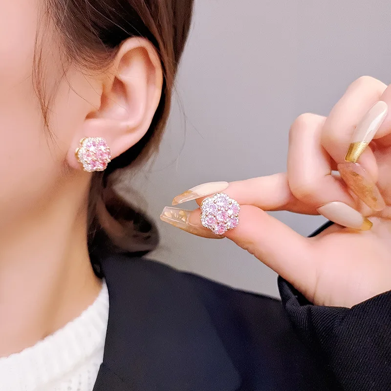 

White Flower Stud Earrings for Women Flower Earring 2023 New Fashion Cute Girl Party Jewelry Accessories