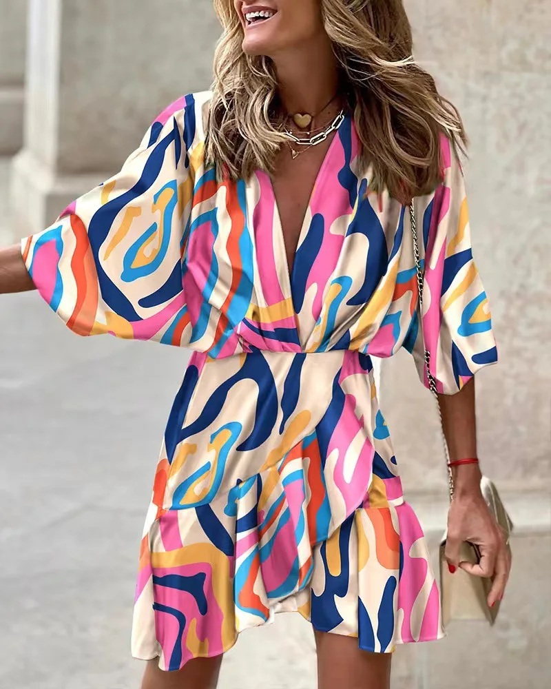 

2023 New Women's Wear Comfortable Casual Waist Slim Shirt V-neck Dress