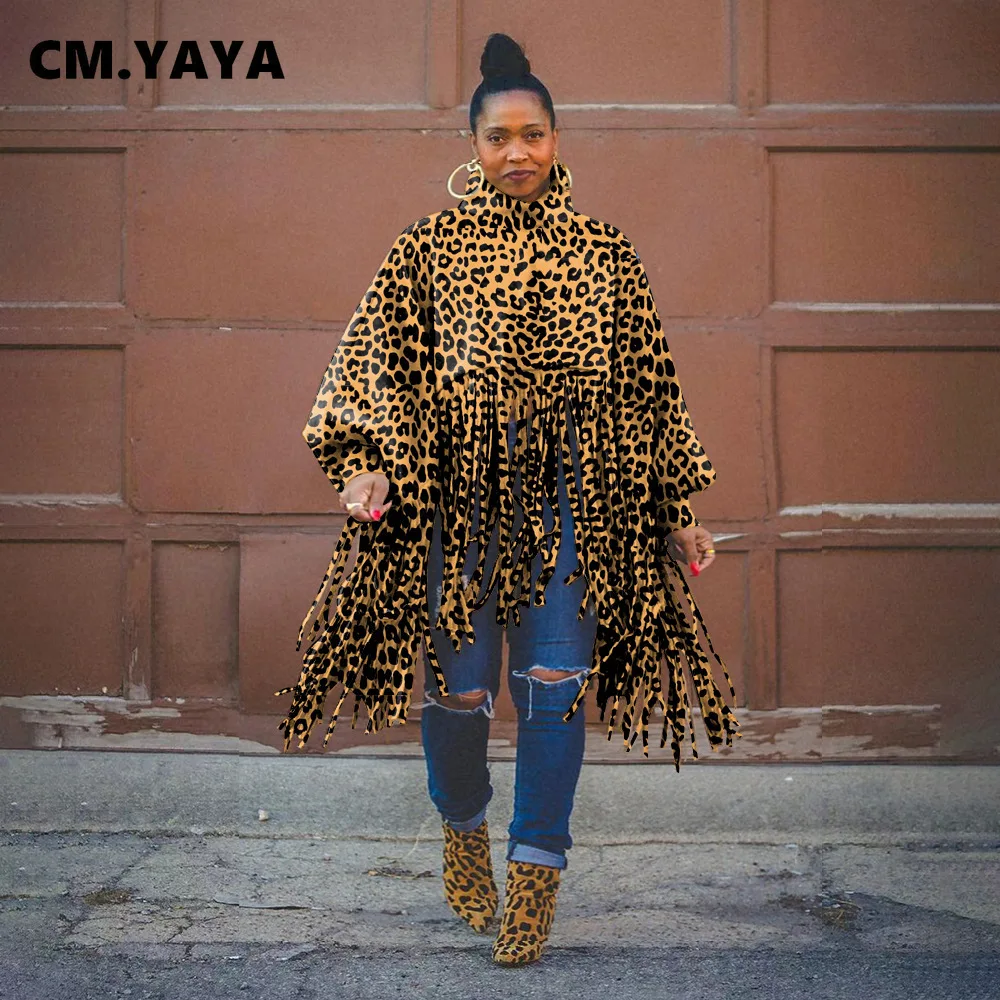 Женская камуфляжная водолазка CM.YAYA с леопардовым принтом и кисточками на подоле