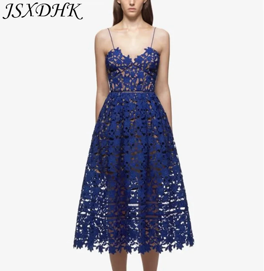 Женское кружевное платье-миди с V-образным вырезом