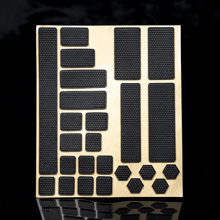 

BTL – Universal Grip Tape for mouse and keyboard- Red/Black