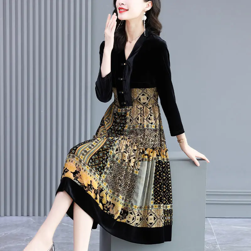 Женское бархатное платье в стиле ретро золотистое Элегантное повседневное