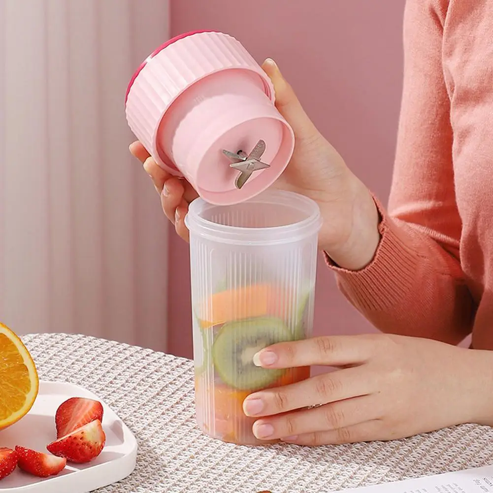 

Electric Juicer Cup Mini Portable USB Chargeable Electric Kitchen Mixer Fruit Milk Mixer Milkshake Vegetable Tools Accessor H1Z4
