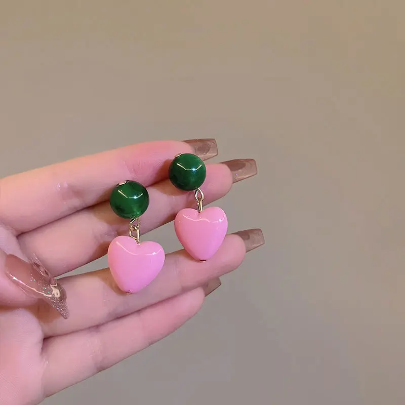 

Elegant Pink Heart Dangle Earrings for Women 2022 New Romantic Delicate Charm Drop Earrings Female Vintage Ear Drop Wholesale