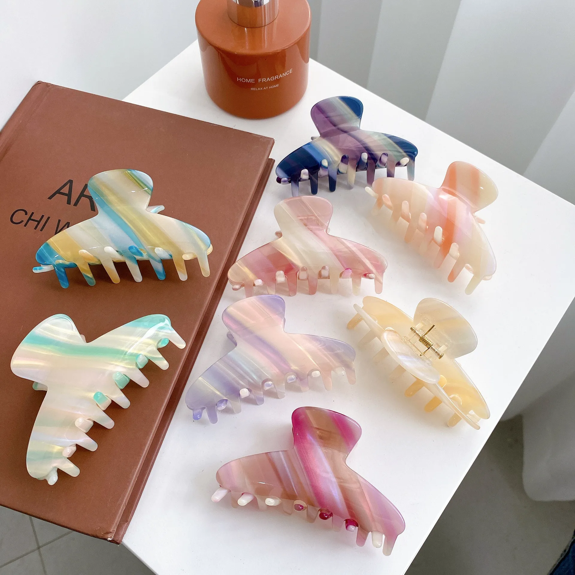 

8.5cm original new acetic acid gradient clip simple and fashionable hairpin clip hair accessories