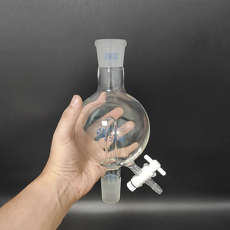 

Брызгозащищённая лампа FAPE 100-1000 мл