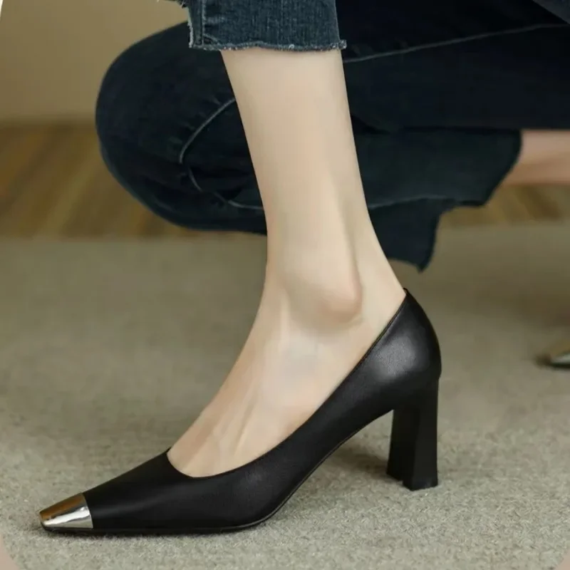 Туфли-лодочки женские на высоком каблуке с квадратным носком