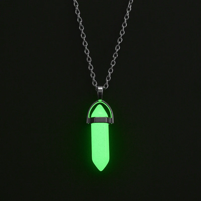 Подвеска в виде сердца с натуральным камнем