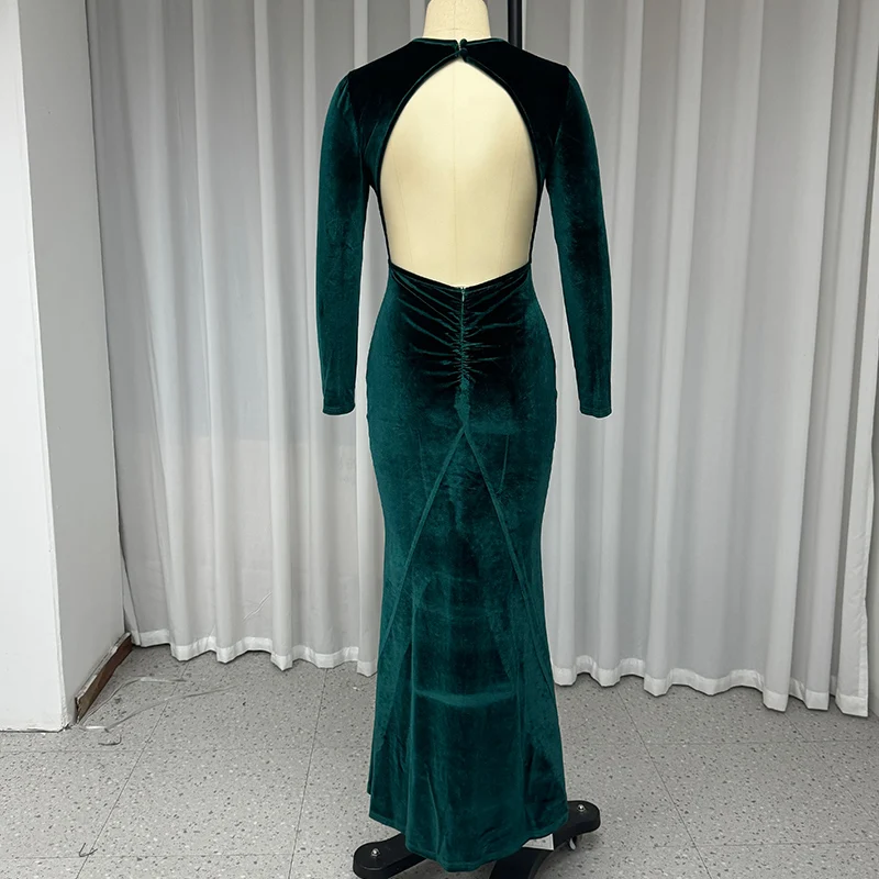 Женское однотонное платье с длинным рукавом