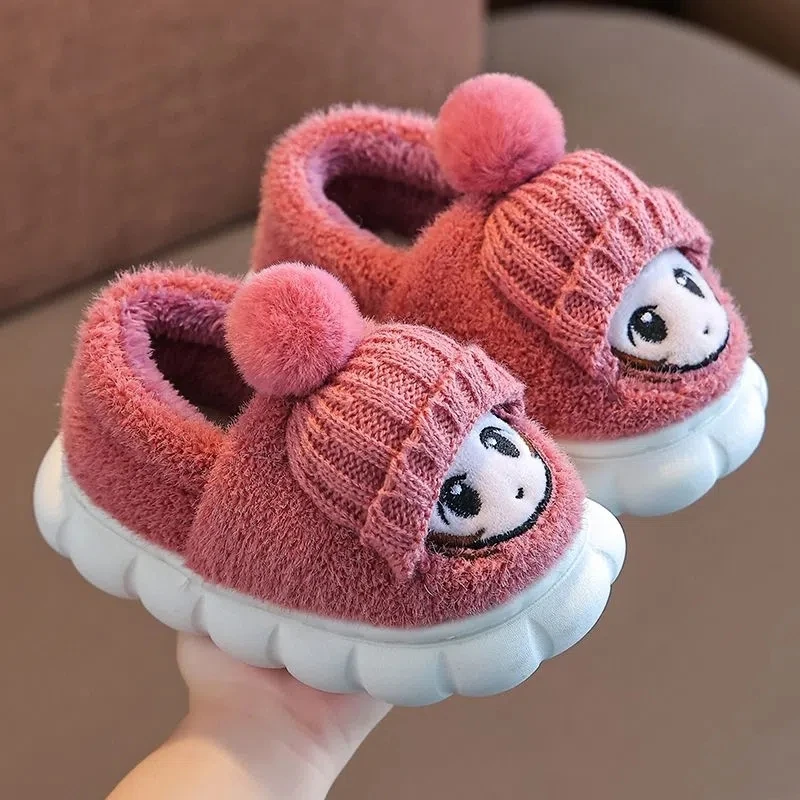 Kawaii kids shoes for girl slip on cloud slipper child cartoon anime fur slides babi comfort loafers children winter slippers