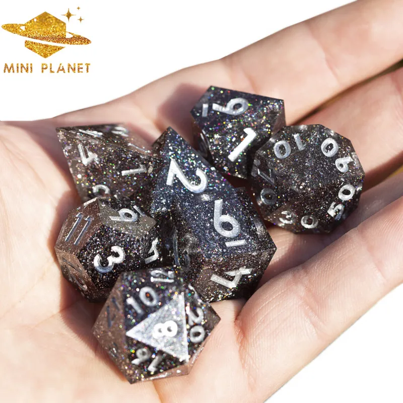 

MINI PLANET Black D&D Dice Set Polyhedral Resin Dice With Sharp Edges RPG Board Game DiceD4 D6 D8 D10 D0 D12 D20 Glitter Dice