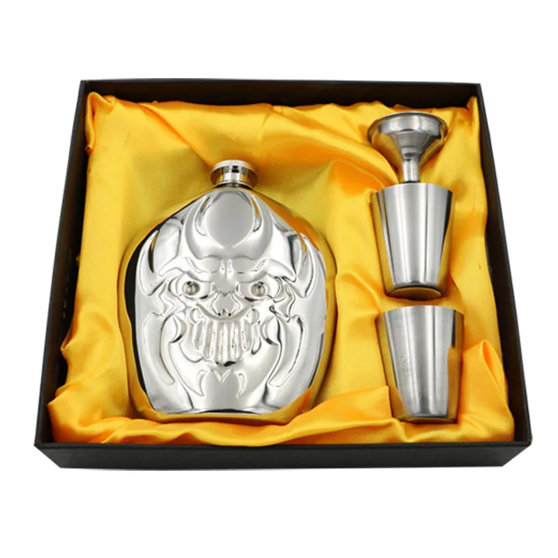 

Mini 6 ounce Hip Flask Evil 304 Stainless steel Alcohol Funnel Whisky Bottle Moscow Flagon Vodka Cups Devil Gift Box Set