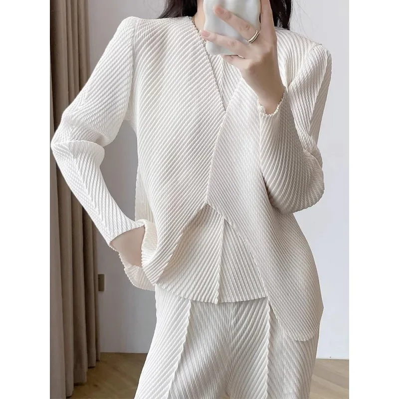 Элегантный повседневный утягивающий комплект женской одежды из трех предметов