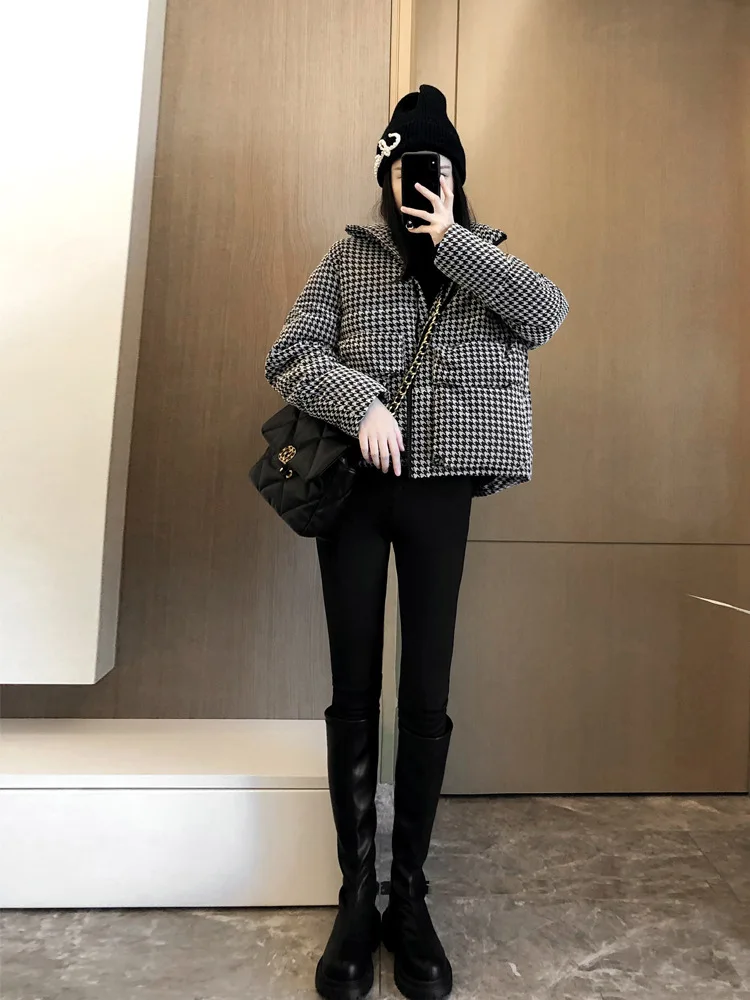 

Женская Стеганая куртка из твида, новинка 2022, свободная и Утепленная стеганая куртка в иностранном стиле, маленькая короткая стеганая куртк...