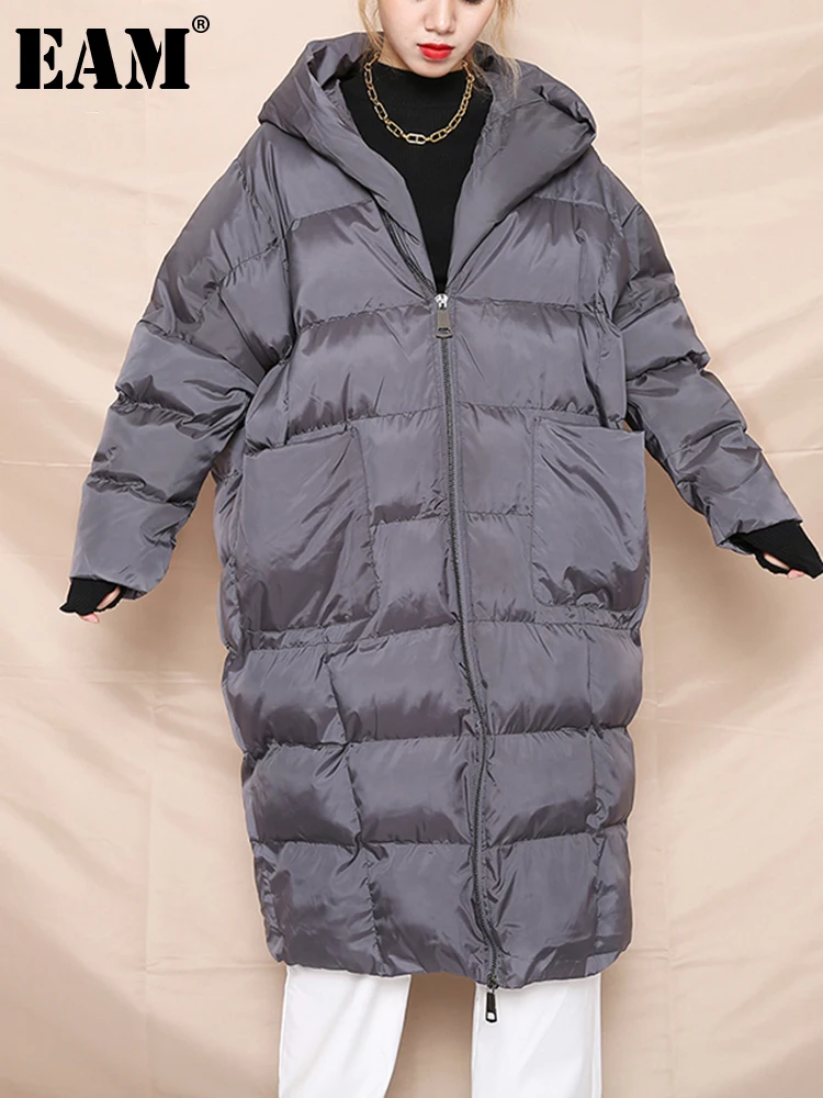 

[EAM] Gray Big Size Long Hooded Cotton-padded Coat Long Sleeve Loose Fit Women Parkas Fashion New Autumn Winter 2021 JD12102