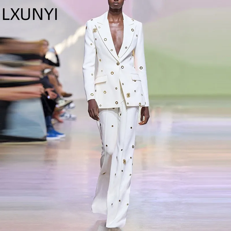 

Модные элегантные женские комплекты с металлическими отверстиями 2023, тонкие тяжелые белые блейзеры на одной пуговице, костюмы из двух предметов, деловой костюм высокого качества