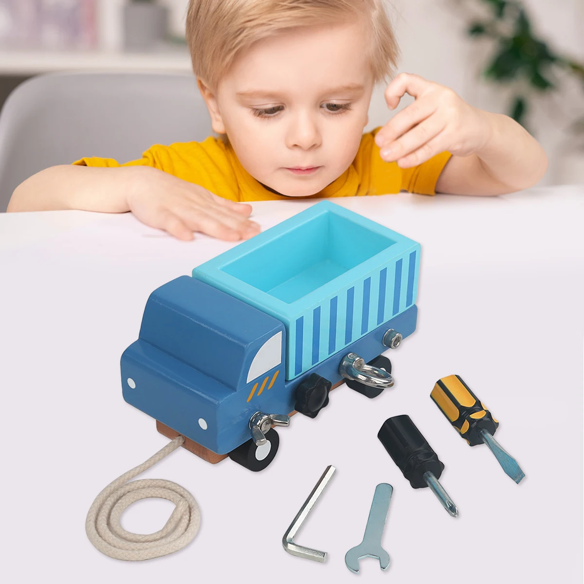 

Montessori Toy Screwdriver Set Wooden Screwdriver Board Kids Toys Fun Truck Basic Skills Tool Set Educational Sensory Toy