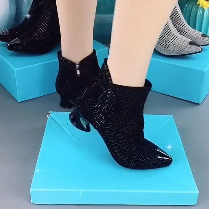 

2022 New Sexy Rhinestone Decorative Fashion Shoes Women's Thick Heel Mid Heel Pointed Side Zipper Breathable Autumn Women Boots