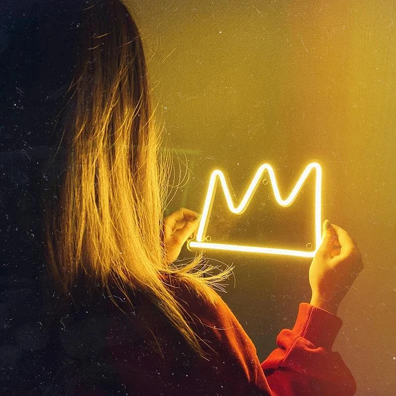 

Custom Primitive Crown LED Neon Sign Wedding Home Game Bedroom Bar Club Party Decor Gifts