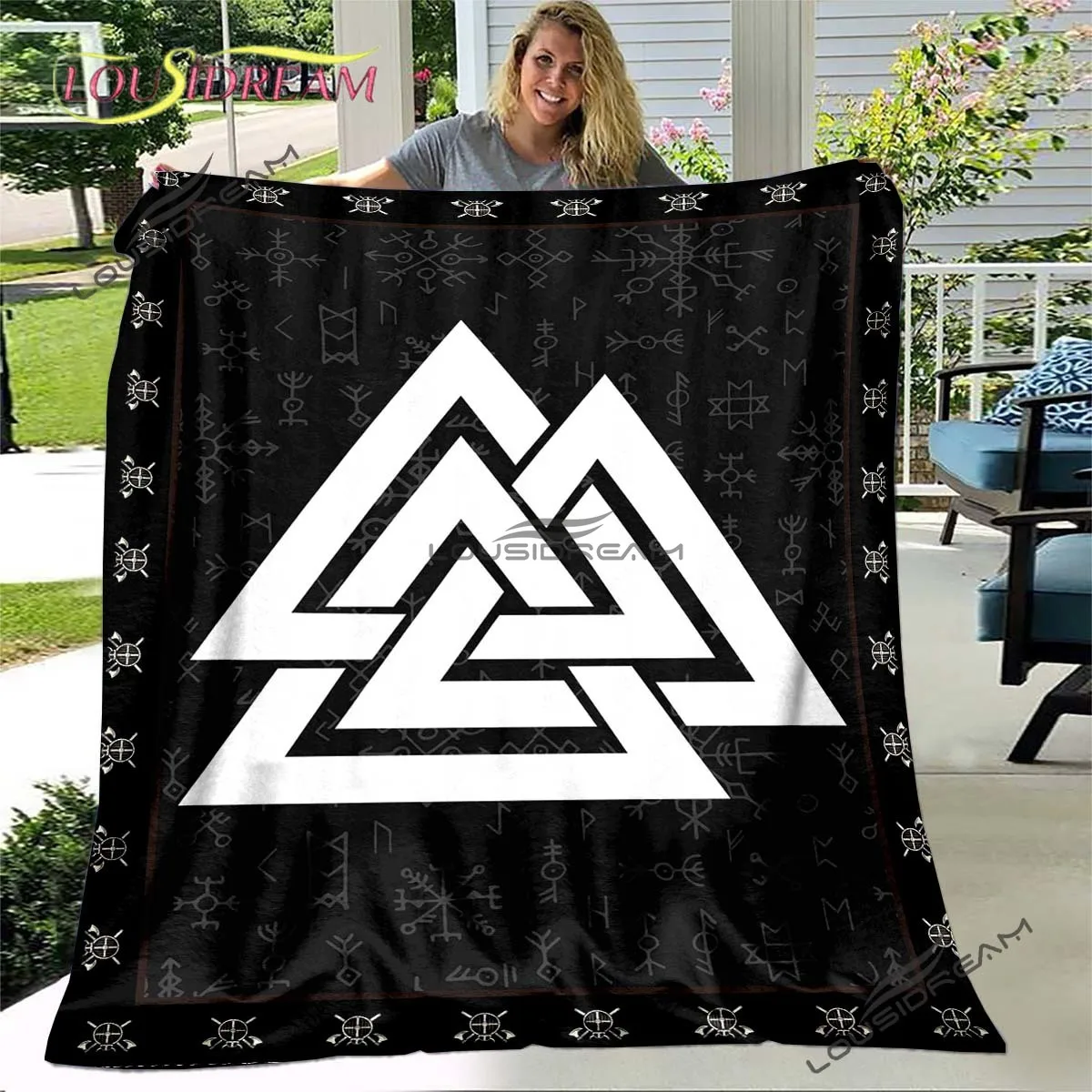 

Vikings Throws Blanket Nordic rune Axe and Shield Blankets for beds adults and children Bedroom living room travel Camping warm