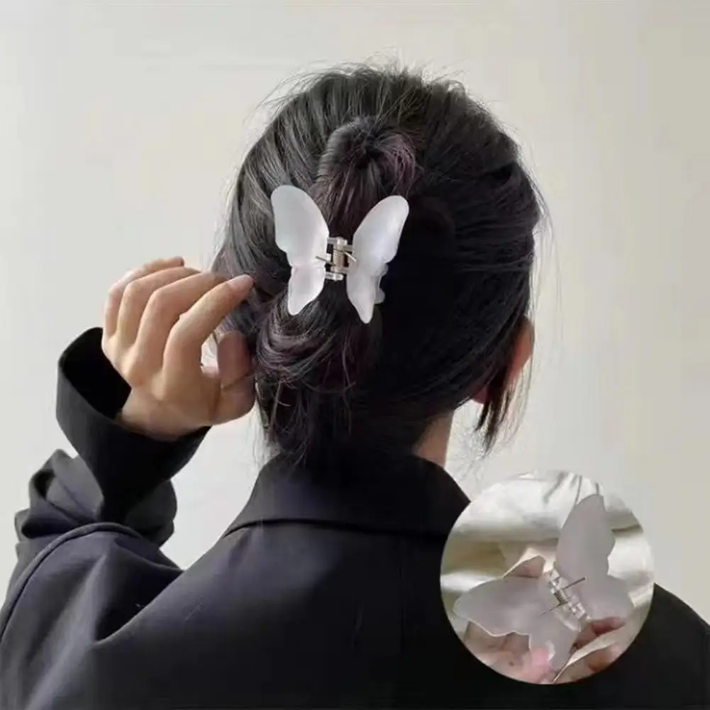

Заколка для волос в форме бабочки с зубцами