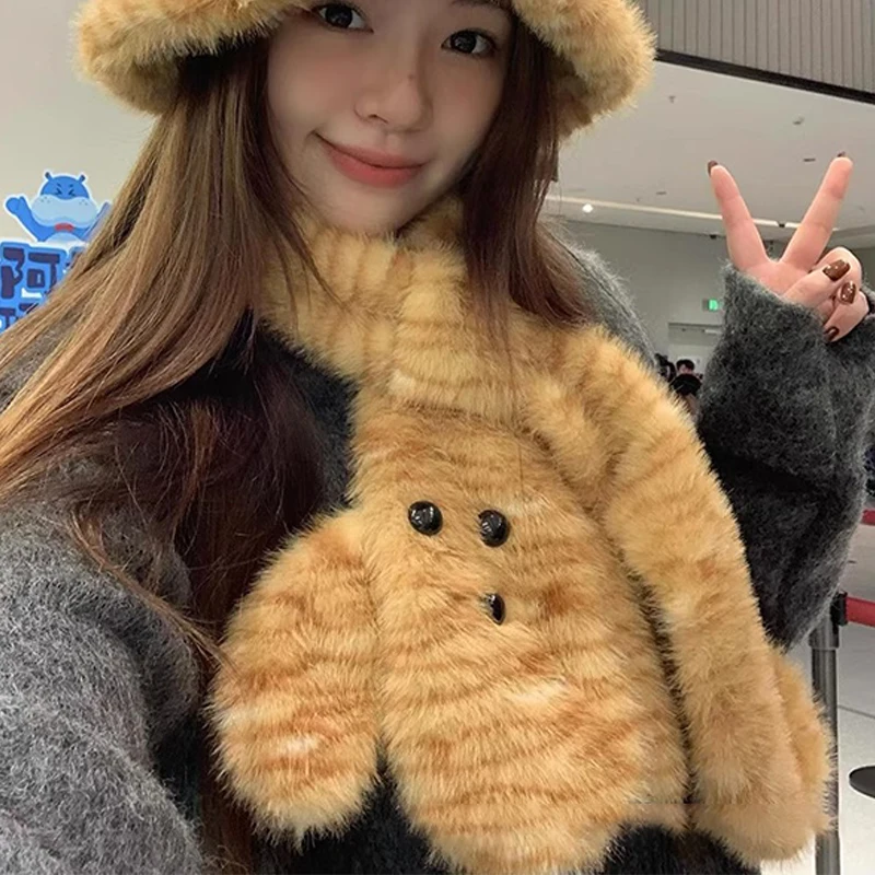 Женская рыбацкая шапка с медвежьими ушками плюшевая теплая тигровым принтом в