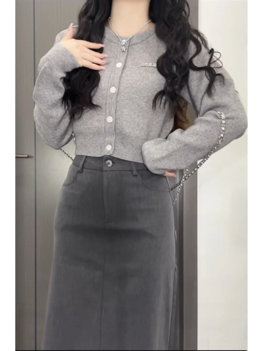 Серый свитер вязаный кардиган женский весенне-осенний 2024 новинка маленький