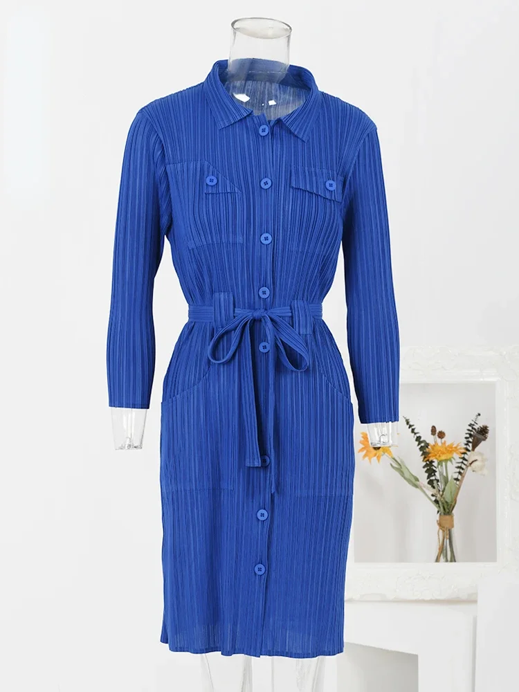 

Женское однобортное плиссированное платье миди Miyake, оригинальное модное однотонное платье миди с поясом, отложным воротником и присборенной талией, весна 2024