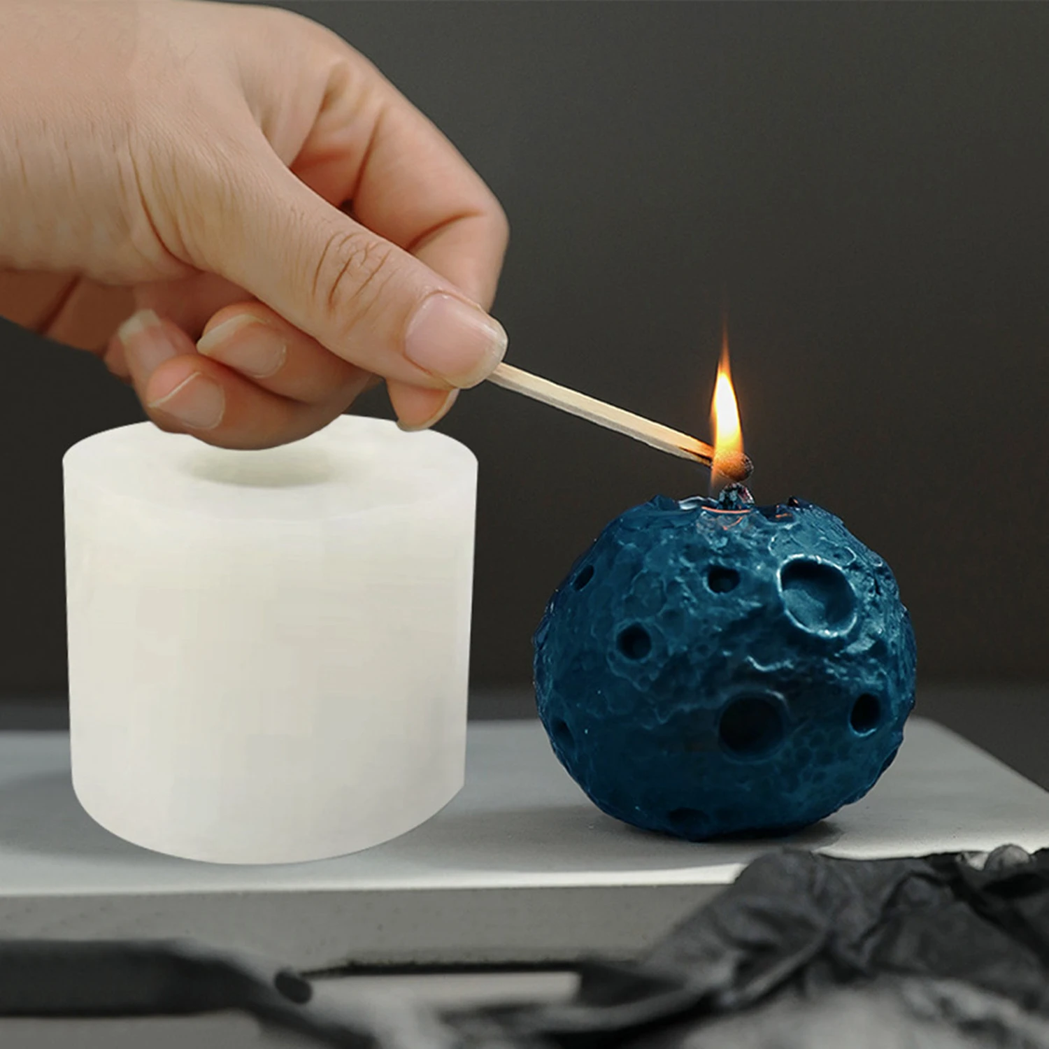 

Силиконовая 3D-форма в виде Луны для украшения торта, мыла, ароматерапии, гипсового клея, формы для выпечки шоколада, подарки для домашнего де...