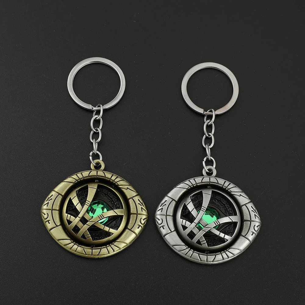 

Science Fiction Movie Doctor Strange Keychain Vintage Silver Eye Of Agamotto Pendant Keyring for Men Car Ornament Toy Gift