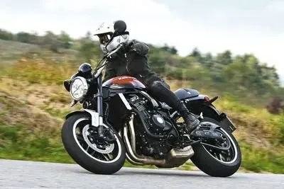 Фото Янтарный гриль, ретро мотоциклетная фара для кафе Racer Chopper Bobber Old School CN GN №1