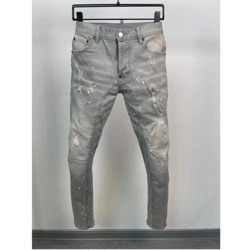 

Men's Fashion High Street Denim Fabric Pants Trendy Casual Moto&Biker Hole Spray Painted Jeans A606