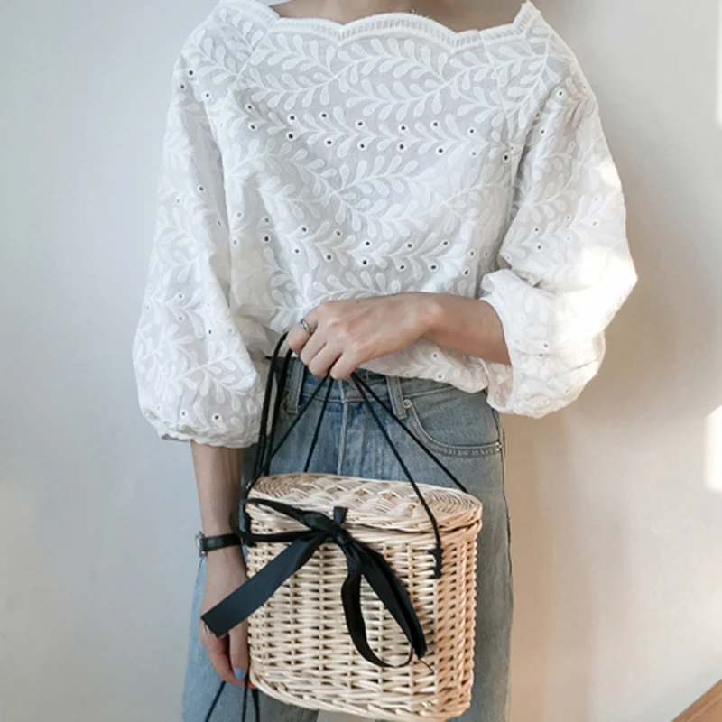 

New Arrival Spring Summer Korea Fashion Women Loose 3/4 Sleeve Embroidery Lace Shirt Sweet Cute Slash Neck White Blouse S550